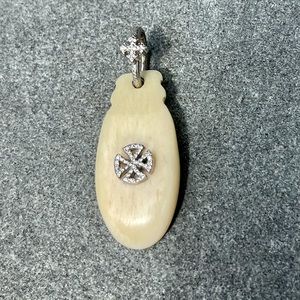 Loree Rodkin Bone And Diamond Pendant